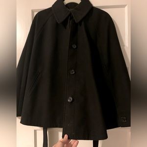 Express cape like pea coat